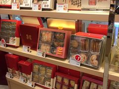 零售区-奇华饼家(德福广场店)