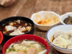 -继红顺河抄手名小吃