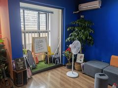 -八度音乐吉他教室(汉广店)