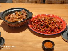 -川堂风·跷脚牛肉·乐山爆炒(宝山日月光店)