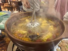 -威邵鸡煲(西华路总店)