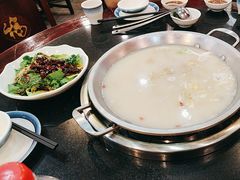 -老来福·非遗酸汤兔(凯旋路店)
