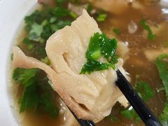 -清真·白家牛肉罩火烧老店(育才街店)