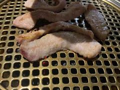 -唯成•韩国炭火烤肉 유성고기