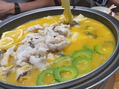-山城外·非遗酸菜鱼(蜀都万达店)