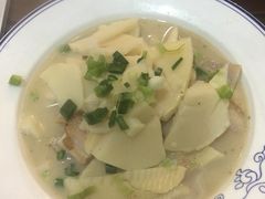 -临街徽菜馆·正宗黄山味