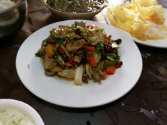 炒牛肝菌-苍洱春饭店