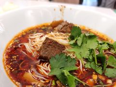 -李与白包子铺(桐梓林店)