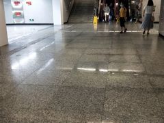 -红土地(地铁站)