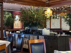 -八府香鸭·啫啫煲(华山路店)