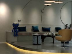 -变画·发型STUDIO