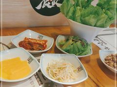 -唯成•韩国炭火烤肉 유성고기