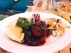 -Bamboo Bar & Grill Restaurant