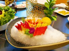 -鼎泰亨·海鲜牛肉餐厅(滨江店)