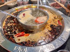 -洞亭火锅(防空洞总店)