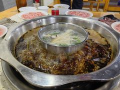 -叶二姐九尺鹅肠火锅(南部新城店)