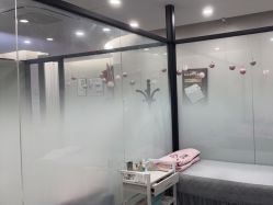 -苗方清颜专业祛痘·皮肤管理