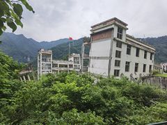 -四川汶川特大地震漩口中学遗址