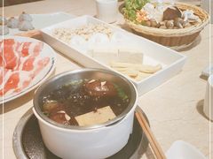 -福娣·金沙银贝海鲜火锅