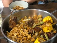 -内蒙焖面大盆骨餐馆(山大路店)