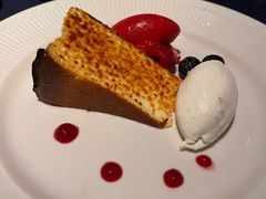 -福楼毕斯罗F Bistronome(国贸商城约会地标景观店)