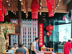 -老滇山寨•云南特色菜•地方菜•民族风情歌舞表演(金碧店)