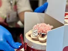 -花花卷卷·鲜食蛋糕(静安久光百货店)