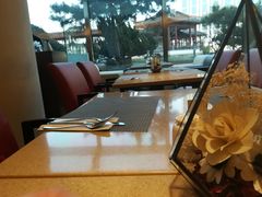 -亮马河饭店翠雅咖啡厅