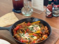 -ROAST coffee & eatery