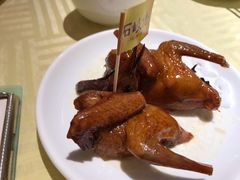 招牌烤乳鸽-石岐佬中山菜馆(张溪店)
