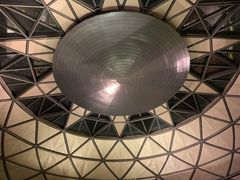 -上海滴水湖皇冠假日酒店