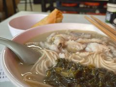 小胃口黄鱼面（熟客专享）-明呈黄鱼面馆(斜土路店)