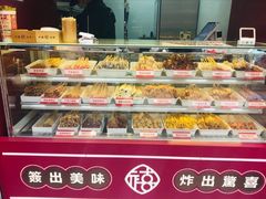 面包甜点陈列柜-千禧炸串(明瓦廊店)