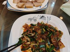 -缘来聚·徽菜名店(黄山宏村店)