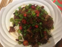 辣爆肥肠面-乐三里屯面馆(阿那亚店)