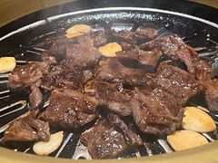 -炼火烤肉店