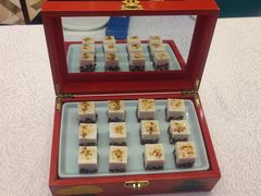 -品海楼·大连海胆锅贴馆(东港店)