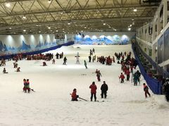 -乔波室内滑雪场