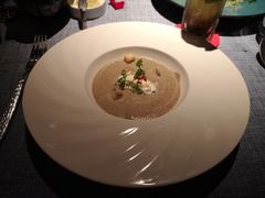 -弦月窗LUNETTE BY AMANDA(复兴路洋房店)