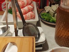 -尚尚仙·酸汤猪手·猪肚鸡火锅(华联万柳购物中心店)