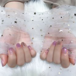 -吉吉靓甲美睫