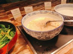 -厦门希尔顿逸林酒店·圆聚自助餐厅(五缘湾店)
