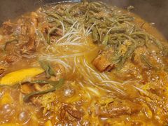 -鱼窝棚柴火铁锅炖(富山屯店)