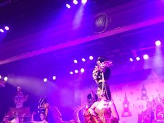 -金东尼人妖秀