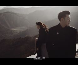 -至臻微拉婚纱摄影