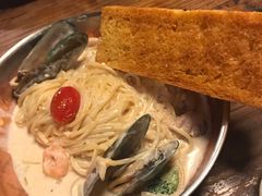 -I HOLIC艾豪丽披萨(KKone店)