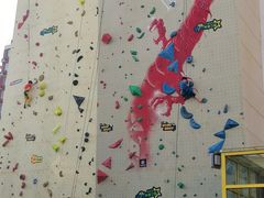 -问山MountQuest攀岩馆