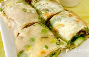 Scallion Oil Cake with Beef Roll