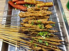 -江城燕子大排档(江汉路步行街店)