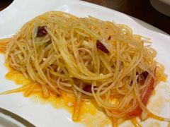 酸辣土豆丝-清真·玛丽亚新疆菜主题餐厅(浙江中路店)